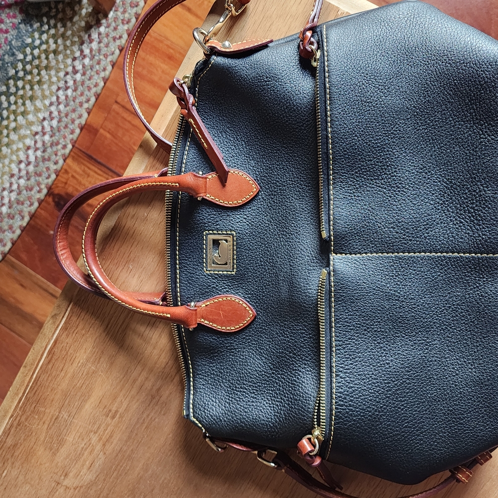 Elegant Black and Brown Leather Bag